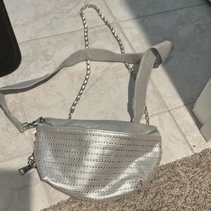Stylish Silver Chain Shoulder Bag